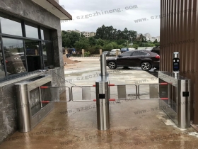 湖南某小區(qū)圓柱動(dòng)態(tài)人臉識別案例